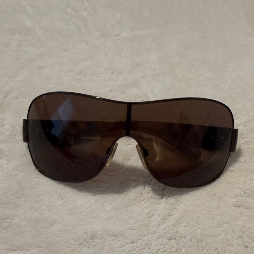 Burberry Brown Shield Sunglasses - Picture 4 of 4